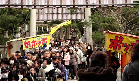 白山神社の風物誌（塞ノ神の隨神開き招く）